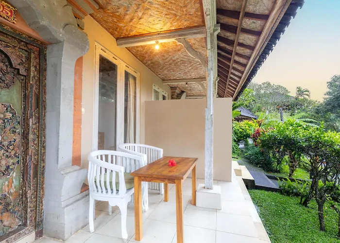 Guest house Taman Indrakila 3*